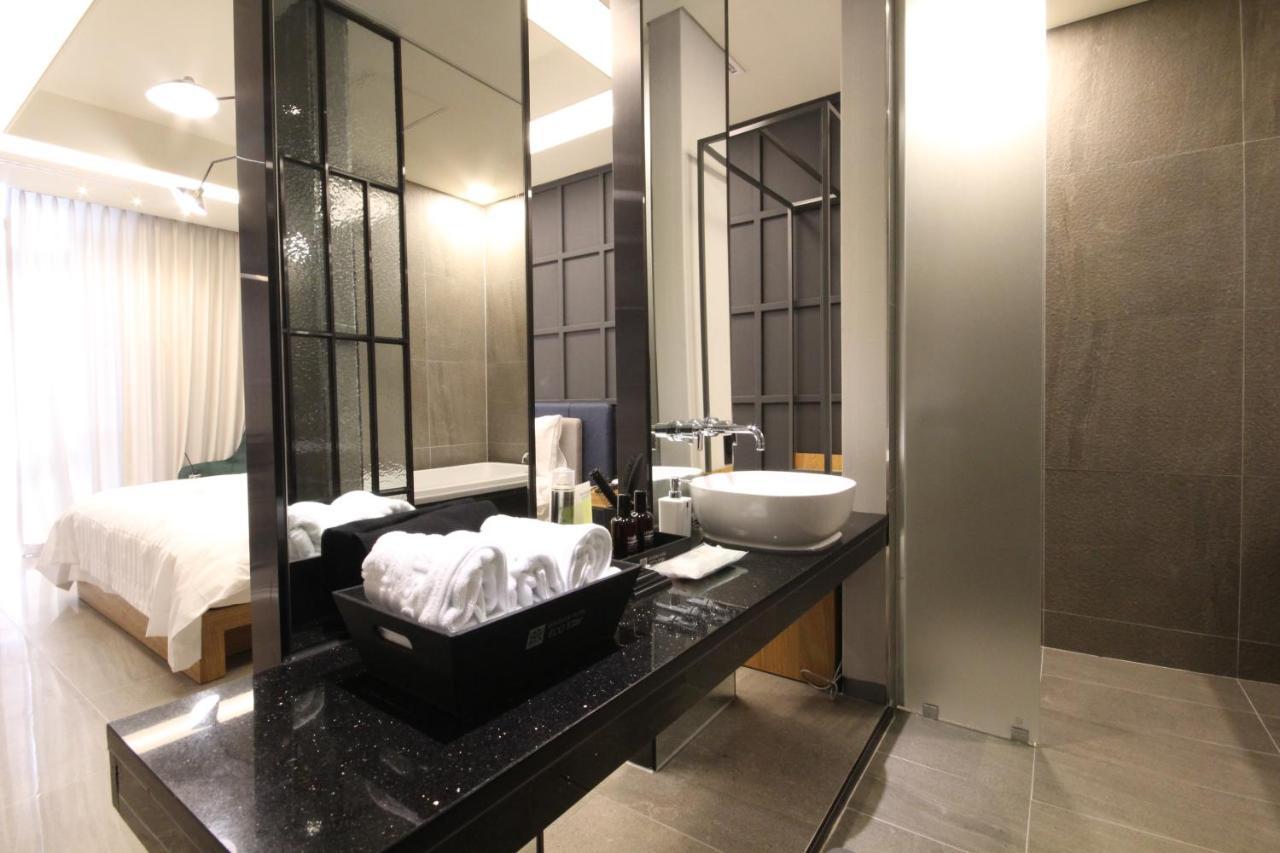 Hotel Eco Stay Чонджу Экстерьер фото