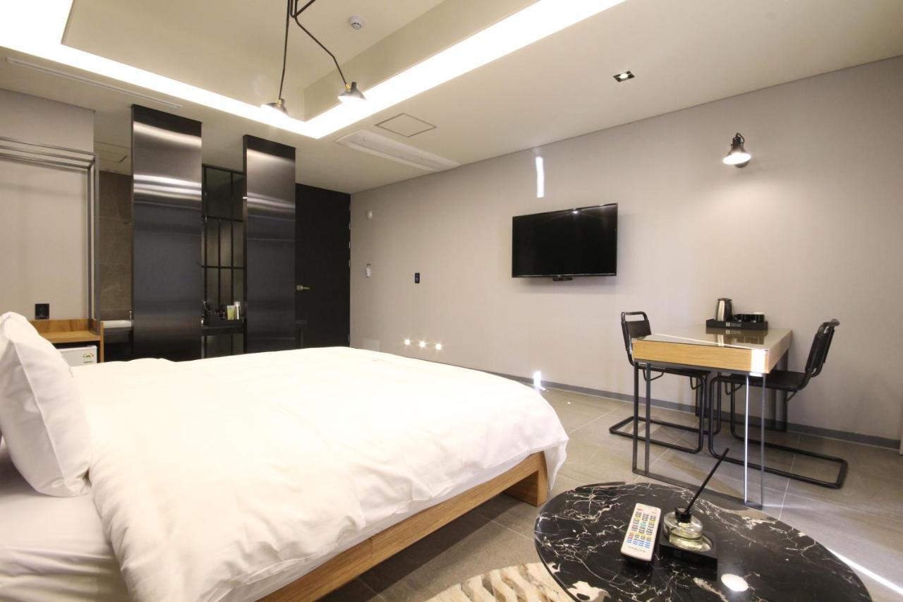 Hotel Eco Stay Чонджу Экстерьер фото